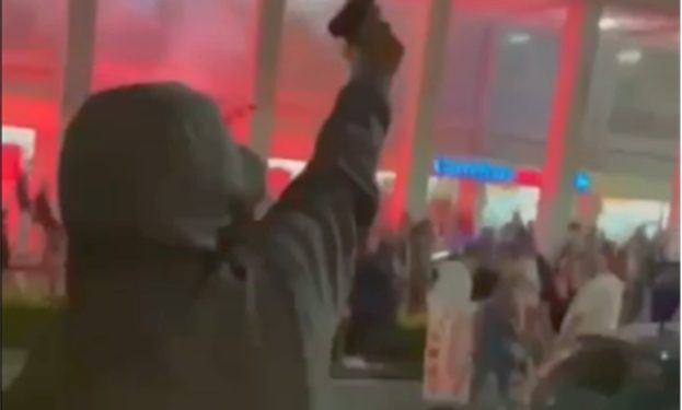 Sparano con la scacciacani alla festa per il Mantova calcio, denunciati