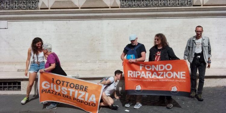 Blitz Ultima Generazione: imbrattata facciata ministero Giustizia