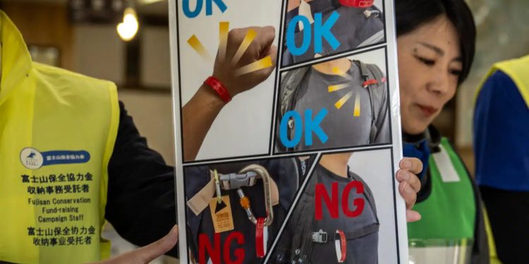 Al via la tassa d’accesso al Monte Fuji: escursionisti favorevoli