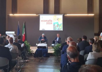 Nel 2023 impennata delle ecomafie: +15,6% i reati ambientali, 4 ogni ora. Mercato vale 8,8 miliardi