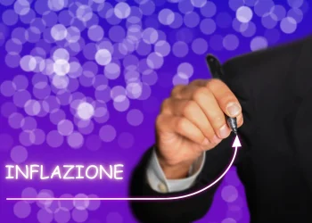 Turismo e bollette fanno risalire l’inflazione in Italia, ma per quest’anno sarà a +1%