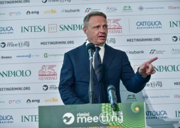 Lollobrigida si prepara a G7 Agricoltura: tra Piano Mattei e guerra dei dazi con la Cina