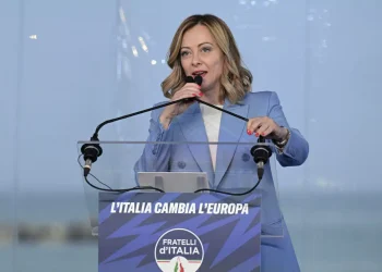 Ue, Meloni: “Italia non è isolata, a Fitto ruolo di peso. Nostro governo il più stabile”