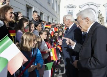 Mattarella in visita in Germania: “Indispensabile creare ‘campioni’ europei. Ma Ue completi sistema finanziario”