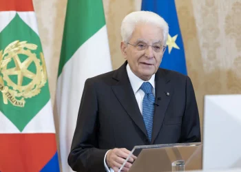 Mattarella difende Ue da critici. E sul debito: Da abbattere, ma Italia ha sempre onorato