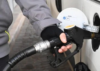 L.Bilancio, è polemica su accise diesel. Mef: Nessun aumento, allo studio rimodulazione