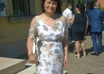 Punta dai calabroni nella sua casa in montagna: muore la 54enne Serena Vicari