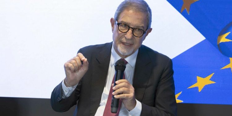 Piano sicurezza Campi Flegrei. Musumeci: “Prima prevenzione strutturale in Italia”