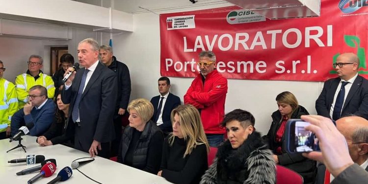 Portovesme, Urso in Sardegna: Riveda piani o pronti ad attrarre nuovi investitori