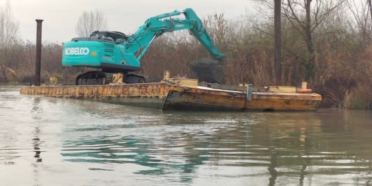 Pulizia dei canali interni: al via i lavori nelle Valli del Mincio
