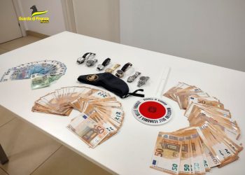 Frode fiscale e riciclaggio: un arresto e 11 denunciati dalla finanza