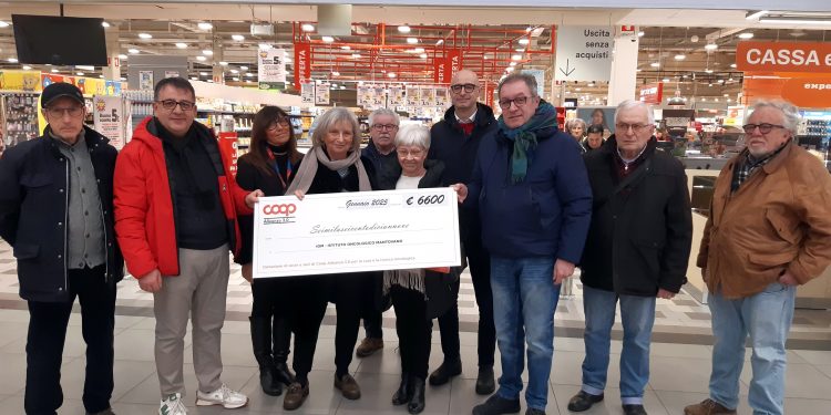 Da un gruppo di soci Coop un aiuto alle persone malate di cancro
