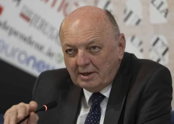 La bolletta del gas tutelato sale ancora. Pichetto: “Rivedere price cap europeo”