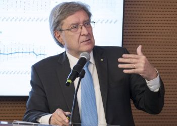Trasporti, Giovannini: “Difficile ridurre tratte treni, aumentare flessibilità biglietti”