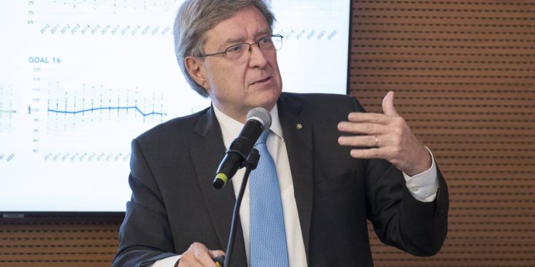 Trasporti, Giovannini: “Difficile ridurre tratte treni, aumentare flessibilità biglietti”