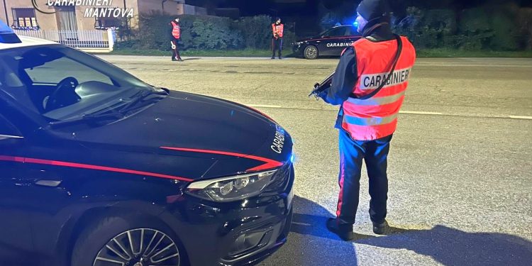 Alla guida dopo aver assunto stupefacenti: via la patente e denuncia