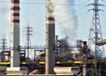 Ex Ilva, countdown per la vendita. Sindacati insistono: Tavolo a Palazzo Chigi