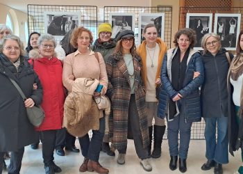 Yoga in Oncologia: scatti in mostra per Hallart all’ospedale di Mantova