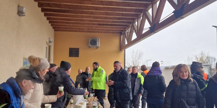 Festa e solidarietà: i bikers in visita alla cooperativa Bucaneve