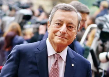Draghi all’Ue: “Abbiamo forza di risposta, ma dobbiamo agire come un unico Stato”