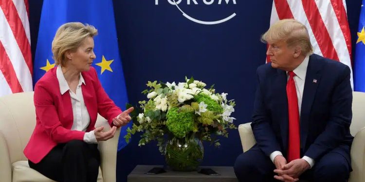 In vigore dazi Usa su acciaio e alluminio. Ue: “Dal 1° aprile tasse su prodotti statunitensi”