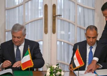 Tajani in Egitto per energia, Mar Rosso e imprese: “Difenderemo commercio Suez”