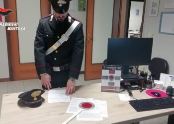 Truffa alle assicurazioni per pagare di meno: due finiscono nei guai