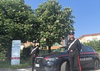 Non vuole aspettare e aggredisce il medico del pronto soccorso