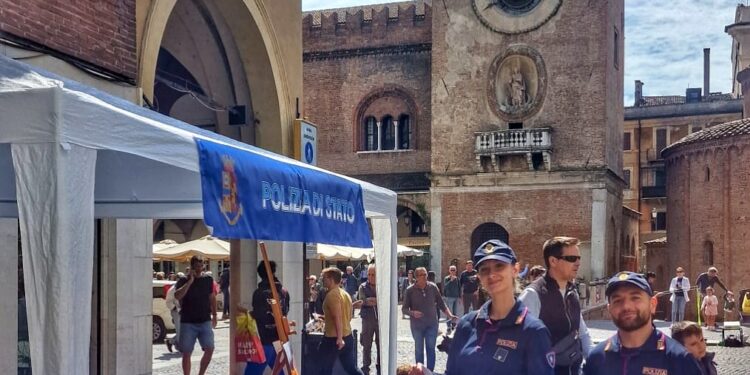 La Polizia di Stato per la “Giornata internazionale dedicata ai bambini scomparsi”