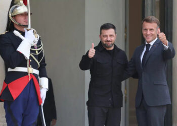 Ucraina, oggi vertice volenterosi: “Pronti a garanzie sicurezza”. Per Mosca: “Inaccettabili”