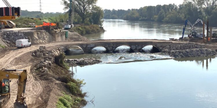 Raddoppio Piadena-Mantova: un guado nell’Oglio per costruire il nuovo ponte