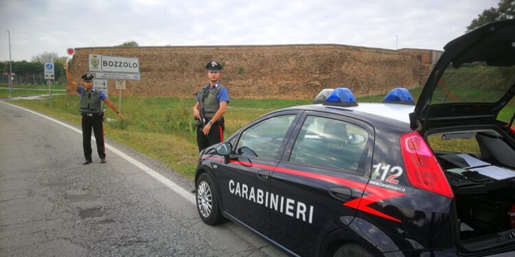 EVADE DAI DOMICILIARI. RINTRACCIATO PER LE VIE DEL PAESE e ARRESTATO