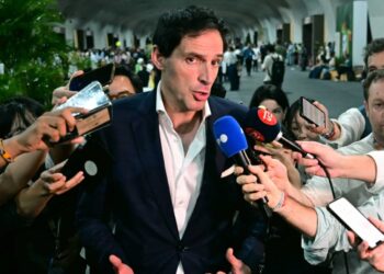 Cop30, è scontro sui fossili. Hoekstra: “Non escludo che non si trovi accordo”