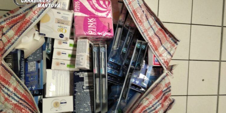 Spesa gratis da 3200 euro: scatta l’arresto