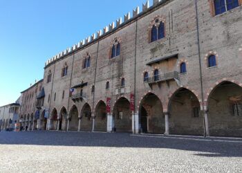 A PALAZZO DUCALE L’ARTE TERAPEUTICA PER NEO GENITORI E DONNE FRAGILI DEI CONSULTORI FAMILARI