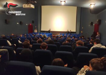 I CARABINIERI INCONTRANO GLI STUDENTI DEL LICEO “GONZAGA” di Castiglione
