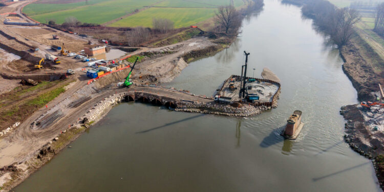 Raddoppio Piadena-Mantova: aggiornamento lavori. A giugno aprono due cavalcavia