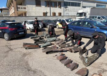 Fuga dai carabinieri nella notte: in auto avevano 180 kg di rame rubato