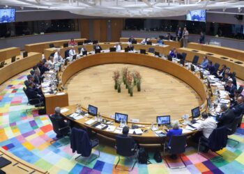 Iran, piano 6 Paesi per ‘riaprire’ Hormuz. Roma: “Missione solo con Onu”. Ue si smarca da intervento