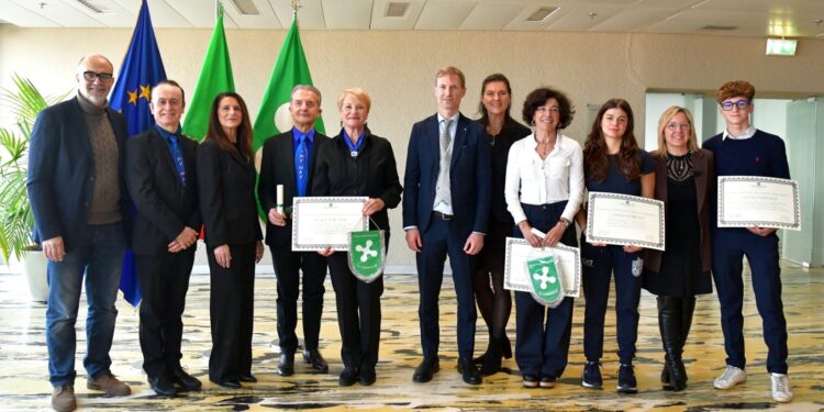 Nella sede di Regione Lombardia premiate quattro eccellenze sportive del Mantovano