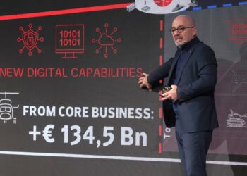 Leonardo aggiorna il piano industriale: previsti 142 miliardi di ordini al 2030