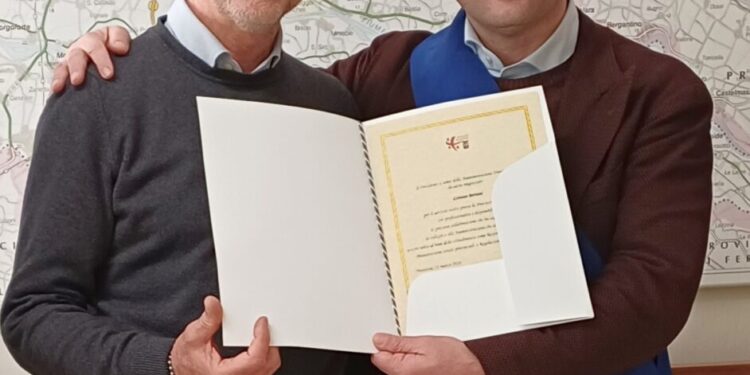 il SALUTO DELLA PROVINCIA di Mantova A LORENZO BETTONI