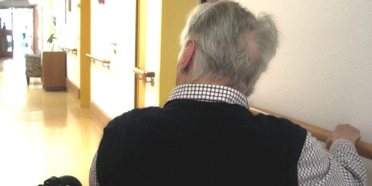 RSA, APPELLO DELLE CASE DI RIPOSO ALLA REGIONE, CARRA ( PD): ” IL TEMPO STRINGE”