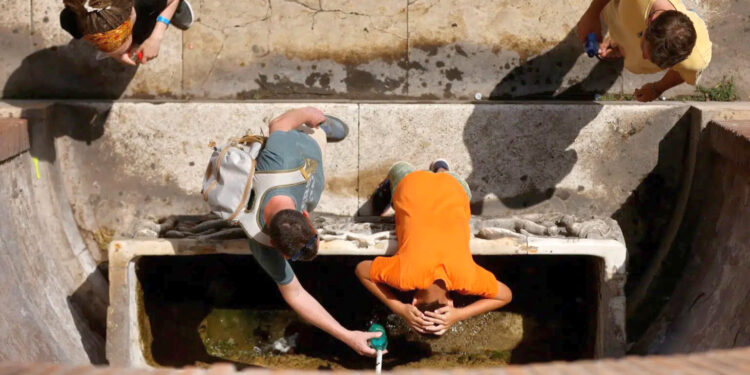 Caldo, 17 città da bollino rosso. Ministero della Salute convoca la cabina di regia