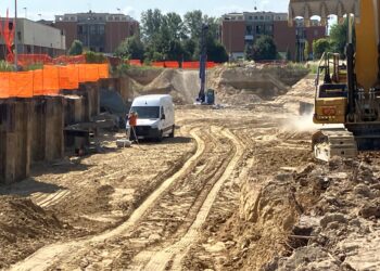 Raddoppio Piadena-Mantova: via agli scavi del sottopasso accanto al cimitero di Mantova