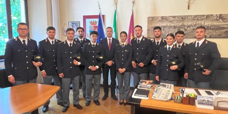 Mantova, in Questura arrivano 11 nuovi agenti in prova