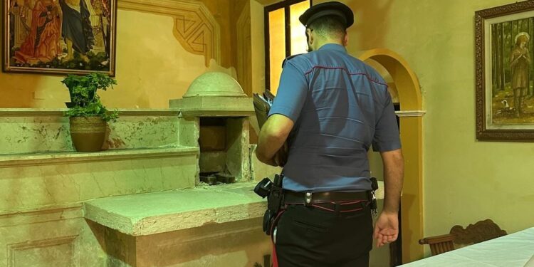 Smurato e rubato il tabernacolo dalla chiesa di Drangocello di Poggio Rusco