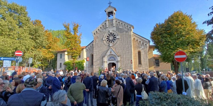 Riconsegnata alla comunità la chiesa dell’ospedale Carlo Poma